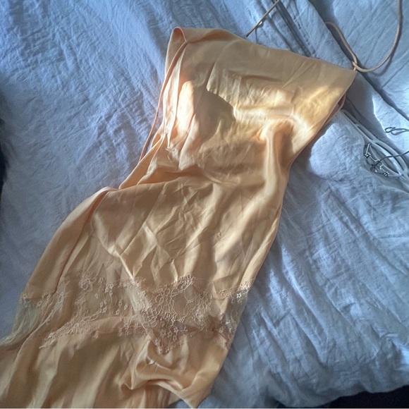 Meshki Chandra Women’s Lace Detail Satin Maxi Dress - Lemon Yellow XS - Picture 9 of 10